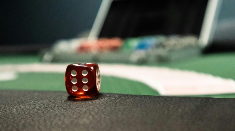 https://luckyemperorcasinos.com